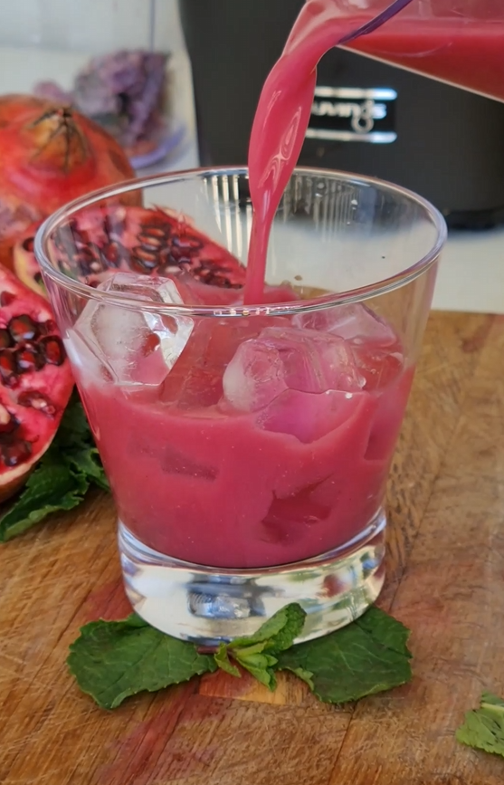 4 Saft-Rezepte für die Gesundheit von Frauen!