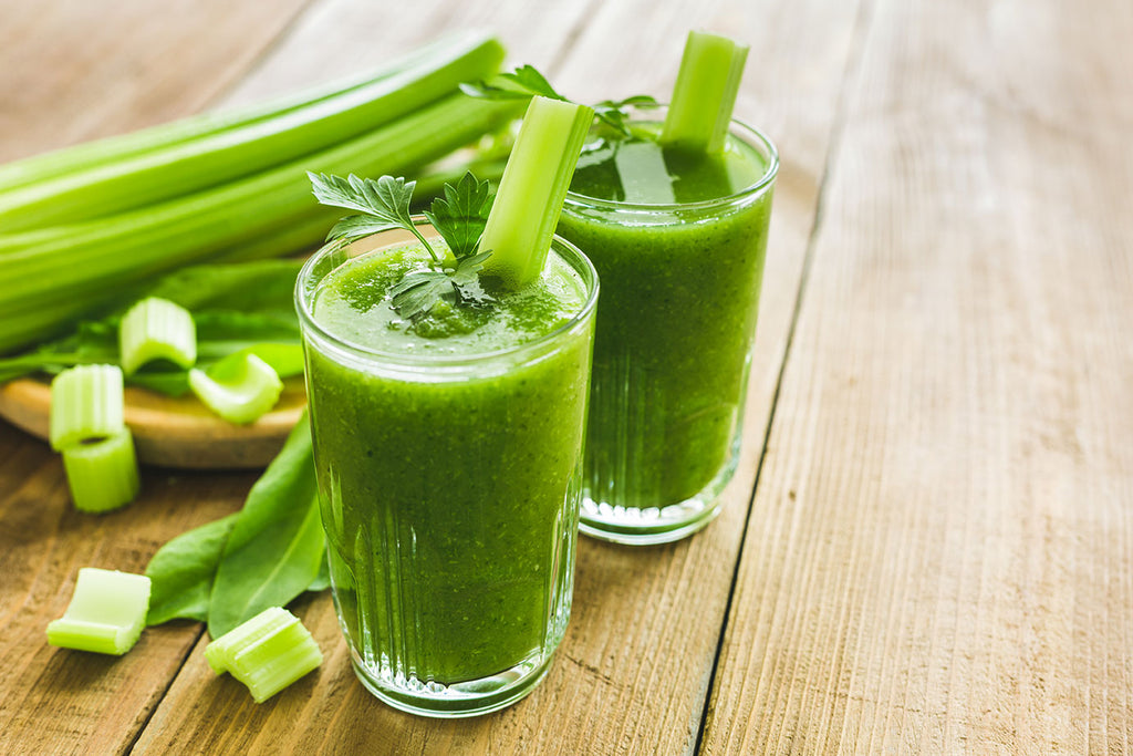 Celery juice and celery juicer 